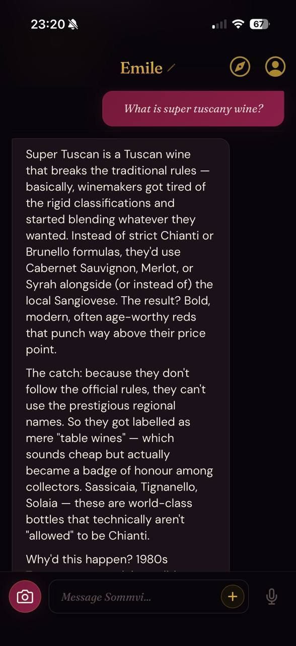 Sommvi chat answering 'What is super Tuscan wine?' with a clear, conversational explanation