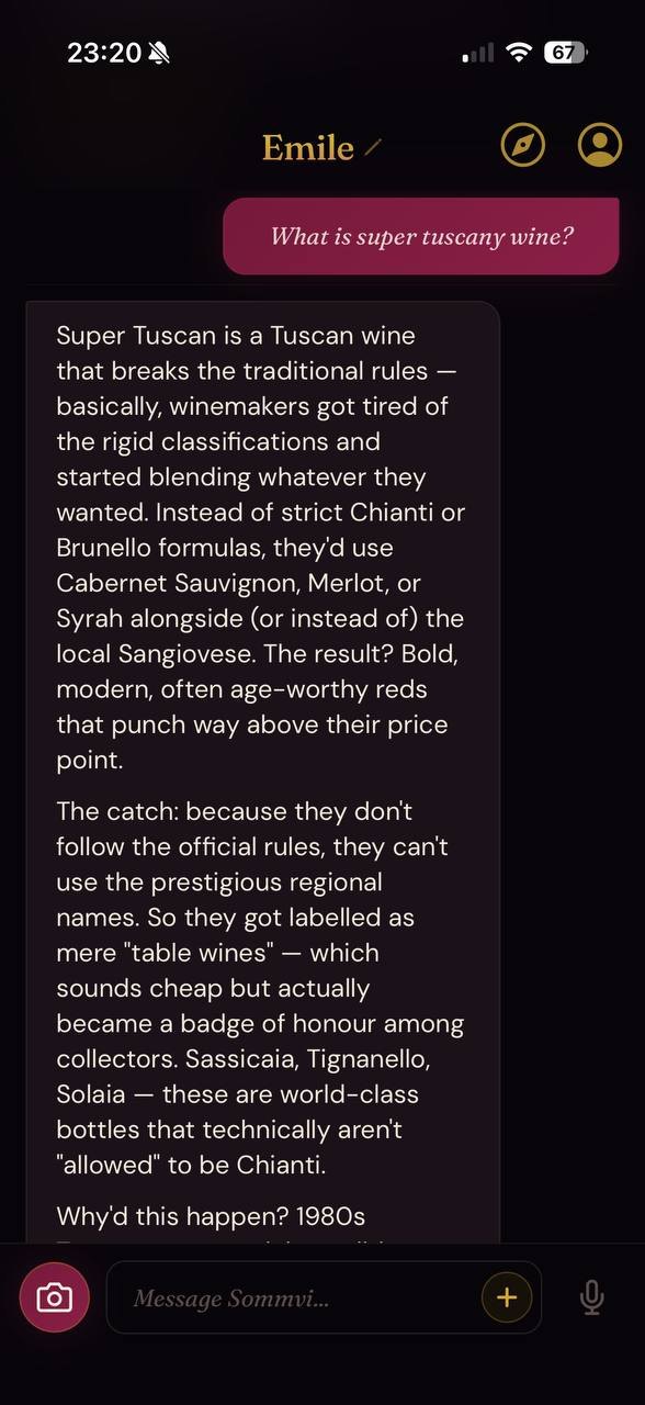 Sommvi chat answering 'What is super Tuscan wine?' with a clear, conversational explanation